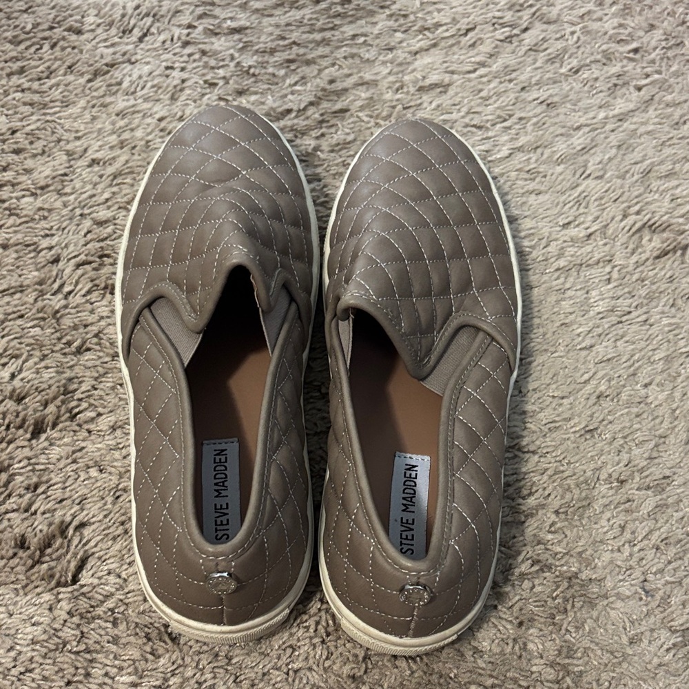 Steve Madden Women’s Quilted Slip-On Loafers - Taupe